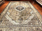 9'8"x15'8" Vintage Tabriz, Transitional