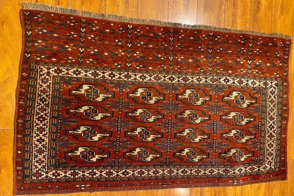 2'5"x4'3" Yomud, Antique