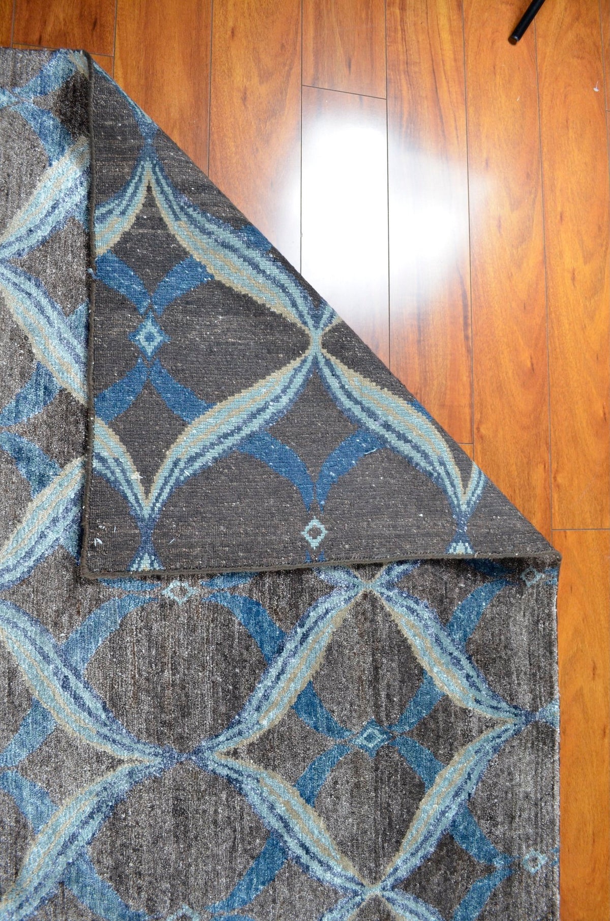 8'x10' Jura (Transitional)