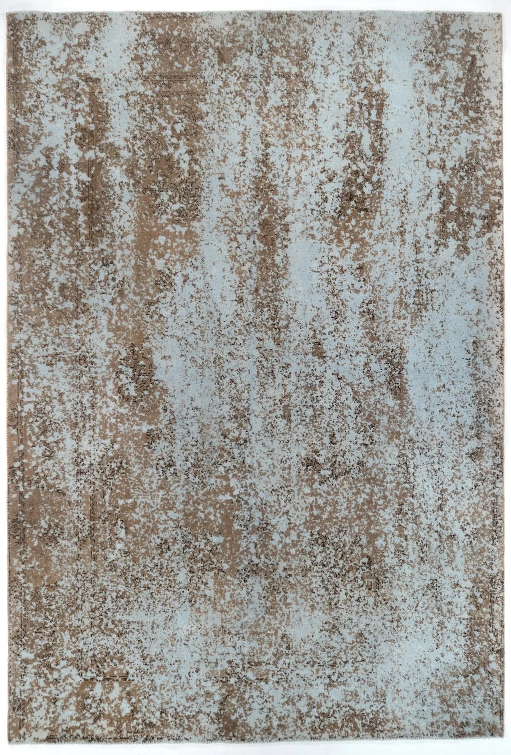 7'2"x10'6" Vintage, Transitional