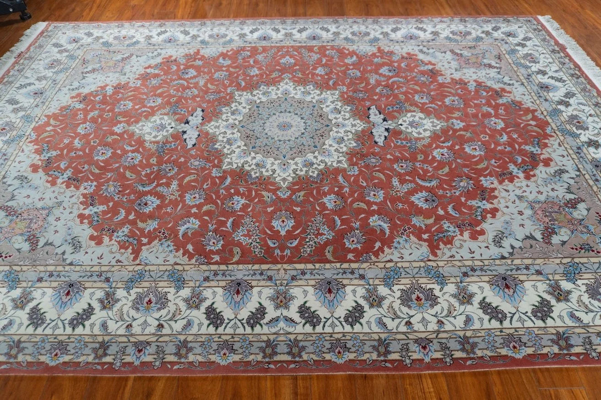 8'3"x11'10" Persian Tabriz, Classic