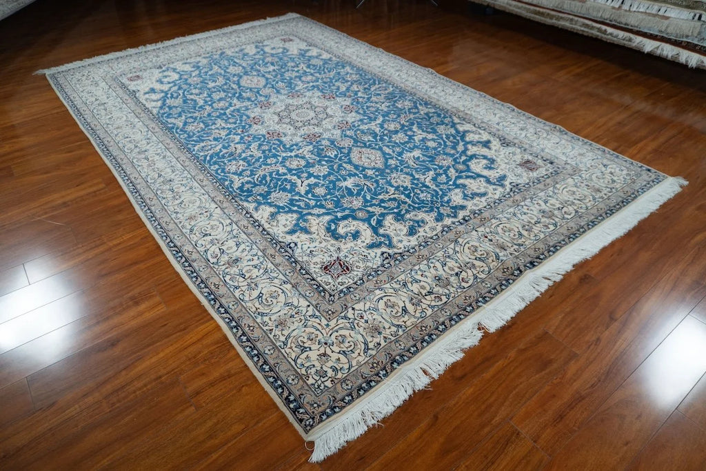 7'x11'5" Naein, Classic