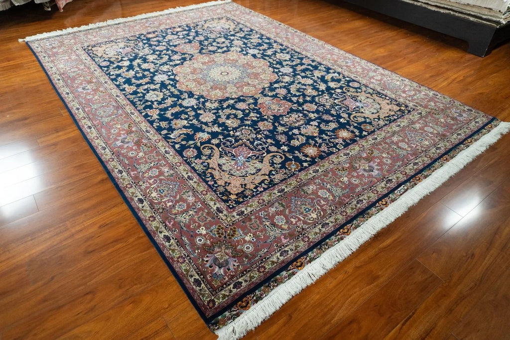 8'2"x11'4" Tabriz, Classic