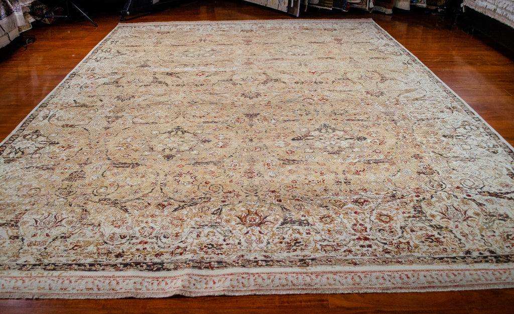 10'1" x 14'4" Denia, Transitional