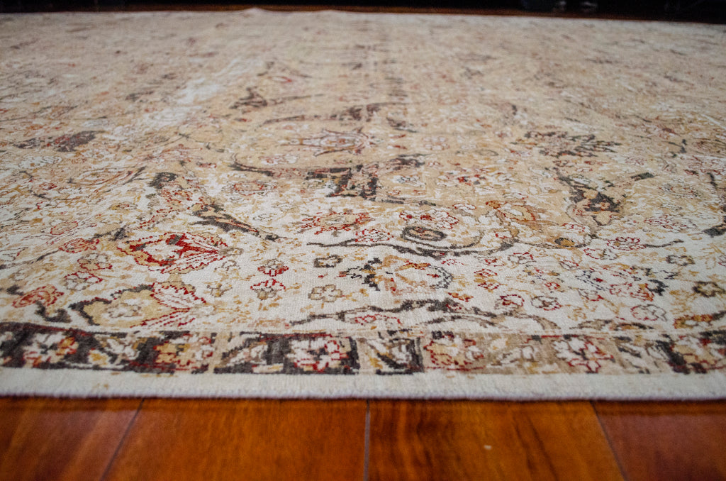 10'1" x 14'4" Denia, Transitional