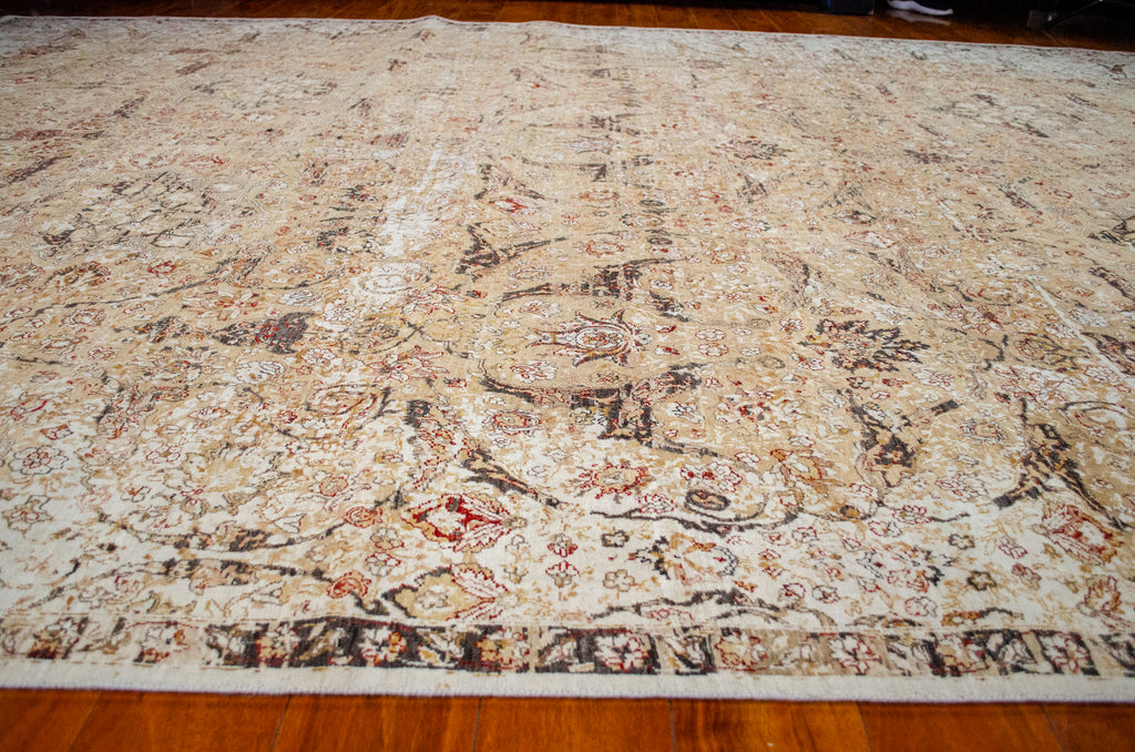 10'1" x 14'4" Denia, Transitional