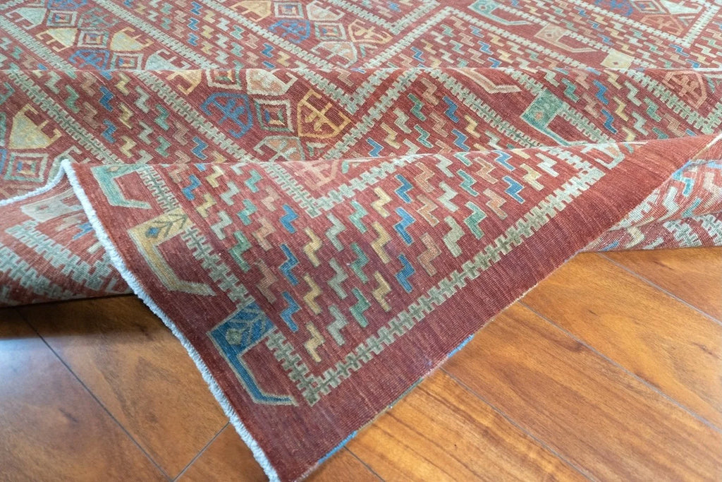 8'11 X 11' 8" Verneh, Tribal