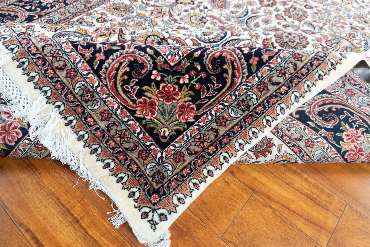 6'9"x10'1" Bijar, Classic