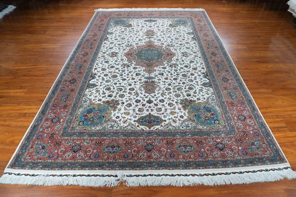 6'9"x10' Tabriz, Classic