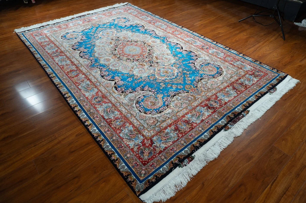 6'8"x10' Tabriz