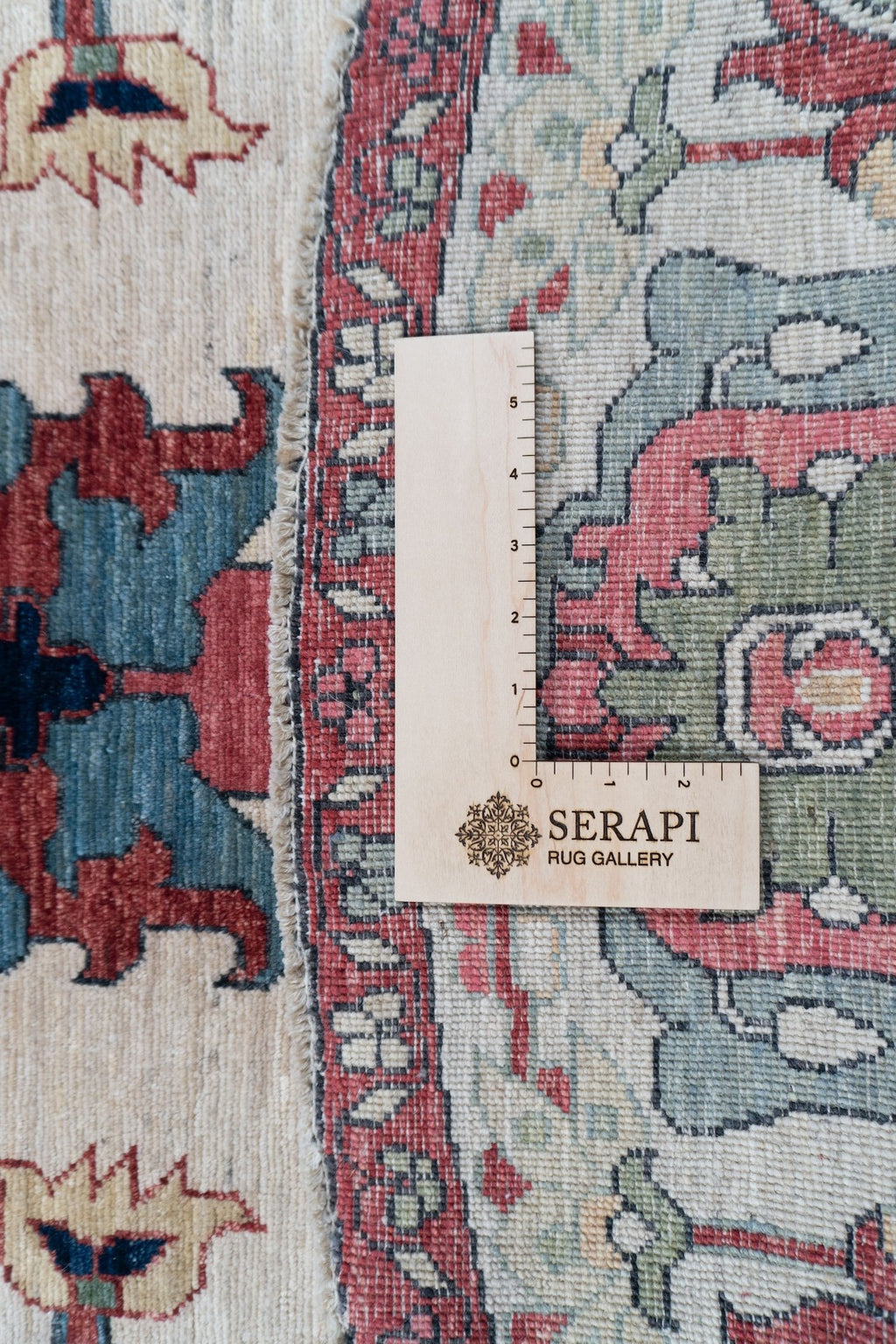 7'11 X 7'11" Serapi, Tribal