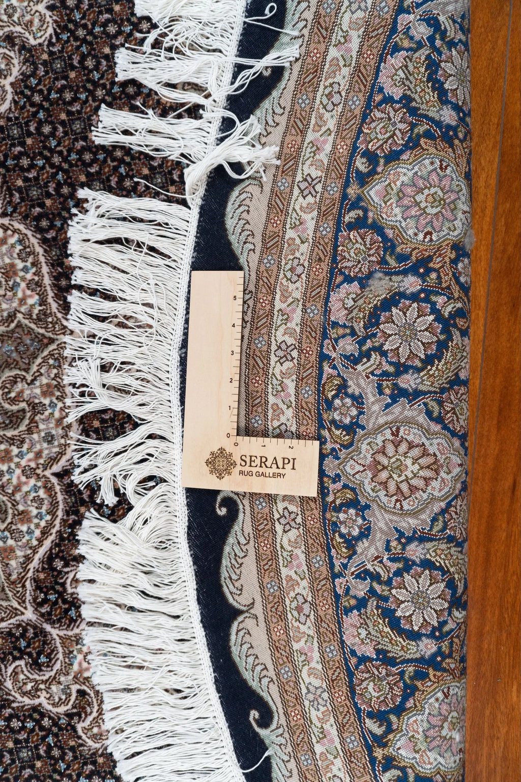 6'8"x6'8" Tabriz, Classic