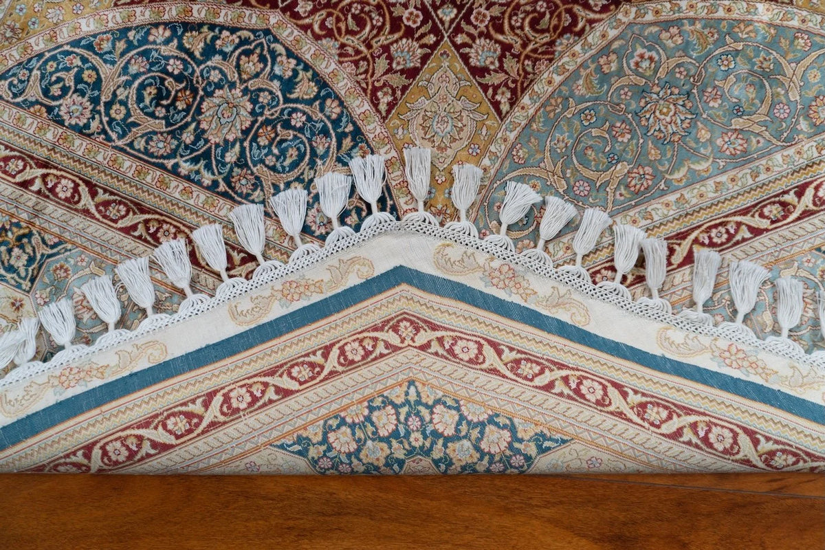 7'2"x7'2" Gonbad Silk