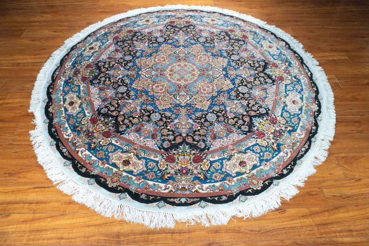 6'6"x6'6" Tabriz, Classic