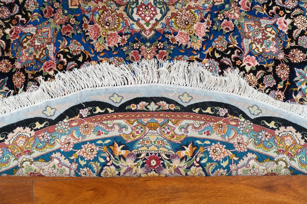 6'6"x6'6" Tabriz, Classic