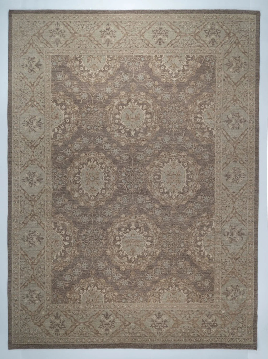 9x12 Sultanabad Pakistani Traditional Rug
