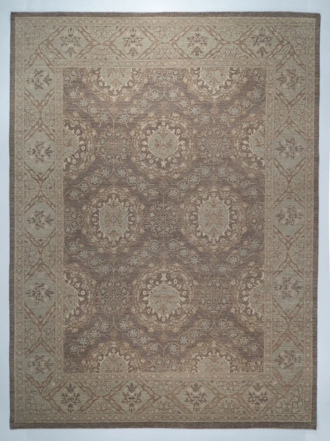 9x12 Sultanabad Pakistani Traditional Rug