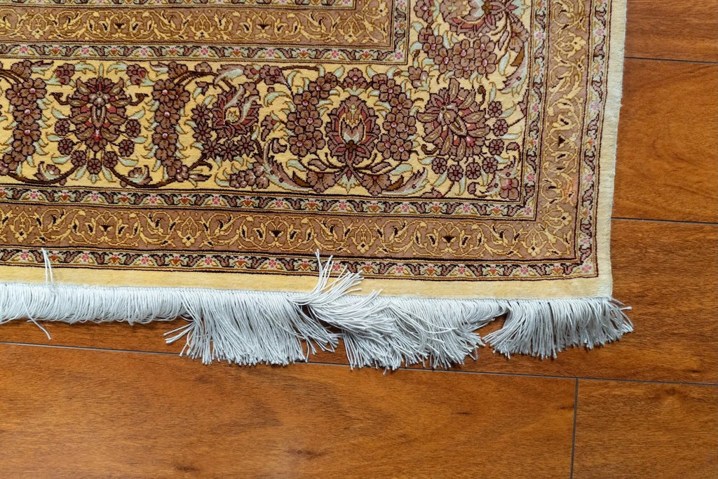 4'5"x6'6" Qum, Classic