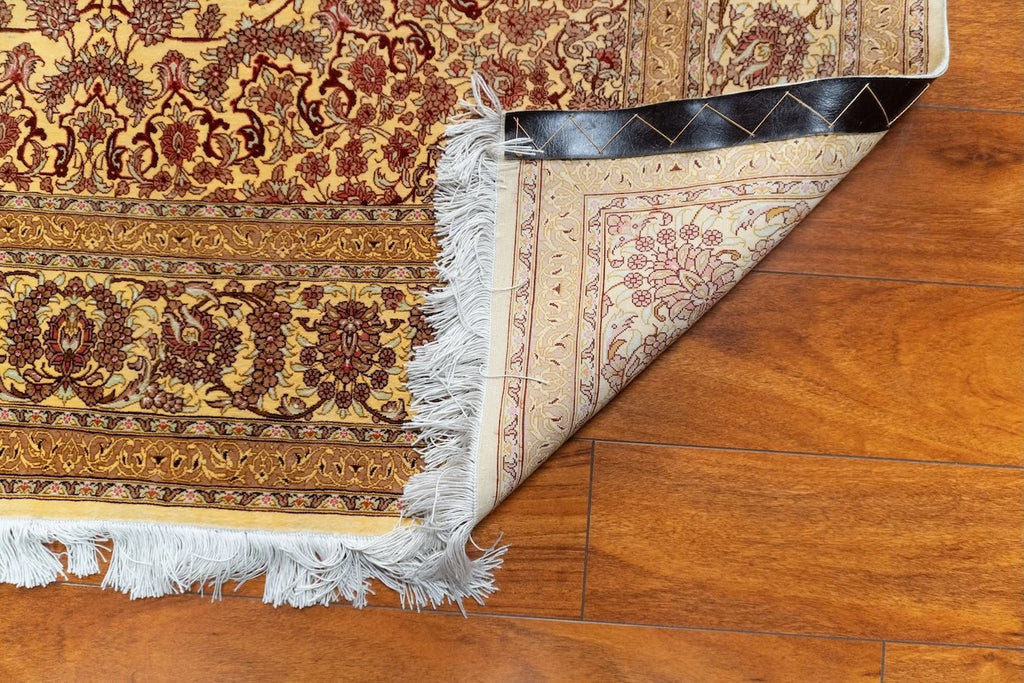 4'5"x6'6" Qum, Classic