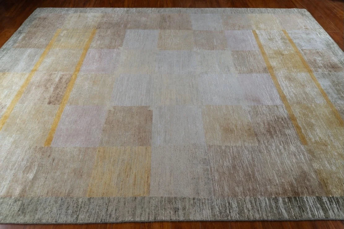 8'x10'3" Lottie, Modern