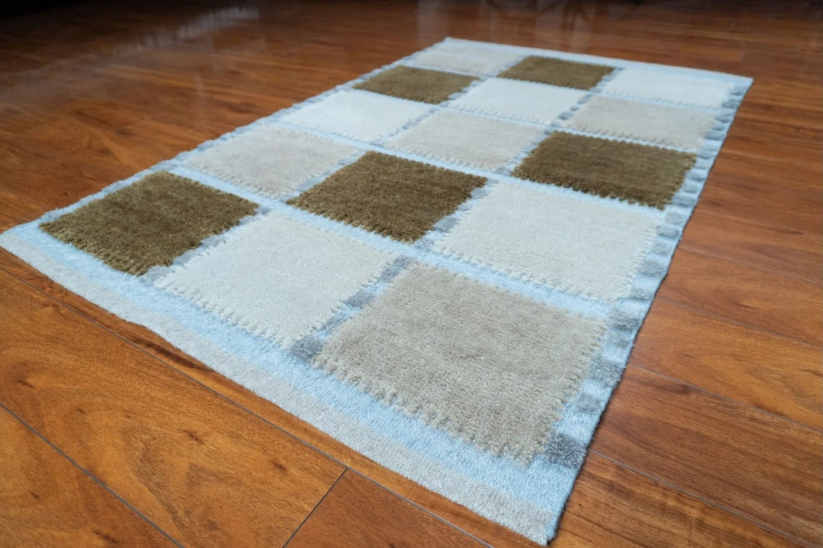 3'2"x4'11" Marta, Modern