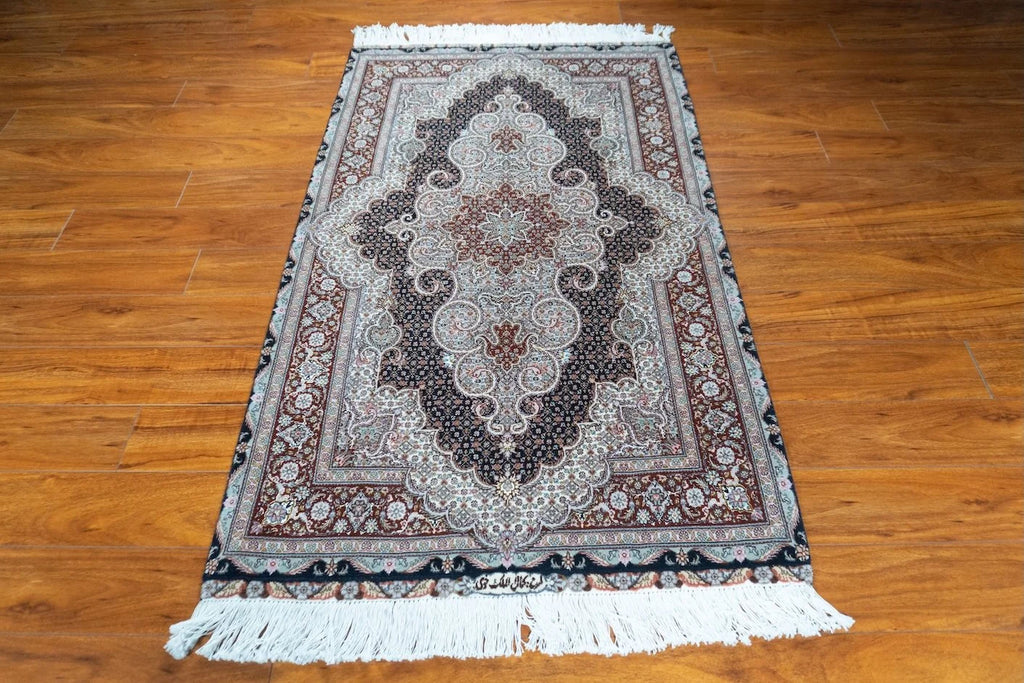 3'5"x5'5" Tabriz, Classic