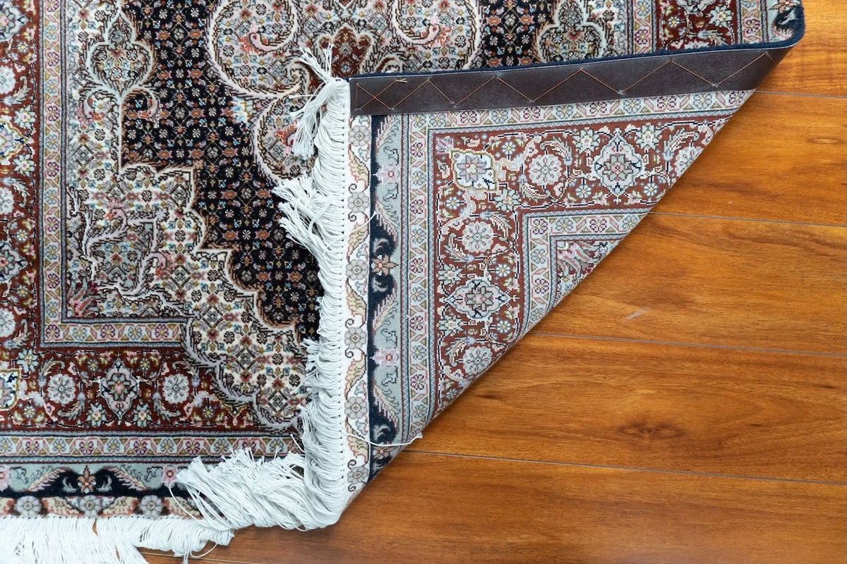 3'5"x5'5" Tabriz, Classic