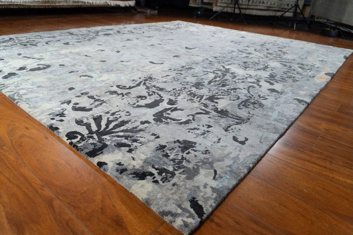 8'x10' Temptation, Transitional