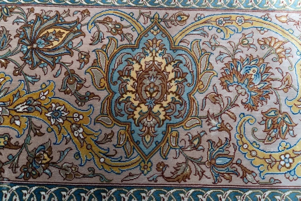 10'2"x13'8" Silk Qum