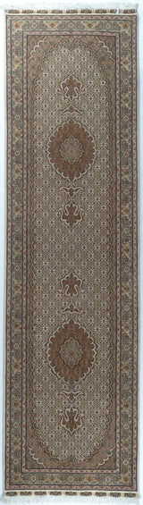 2'8"x9'8" Tabriz, Classic