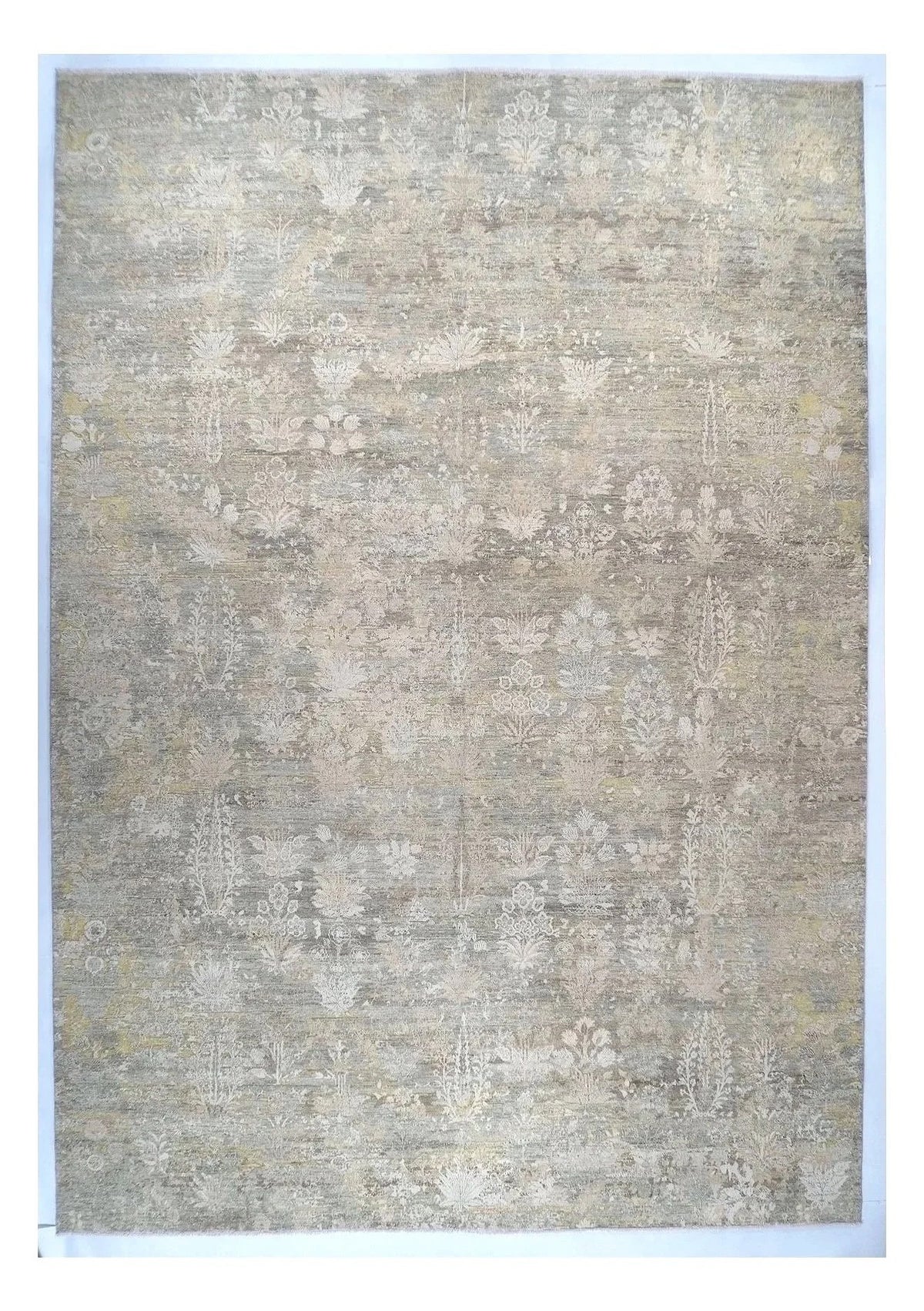 10'1"x14'4" Eram, Transitional