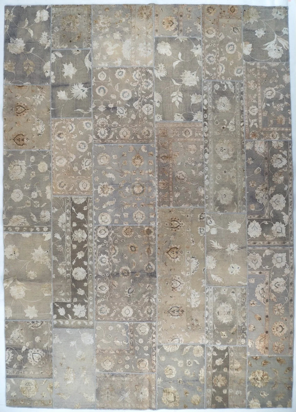 10x14 Patchwork Indian Transitional Rug