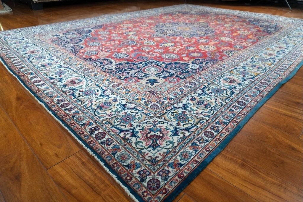 9'4"x12'4" Kashan, Antique