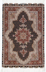 3'3"x5'2" Tabriz, Classic