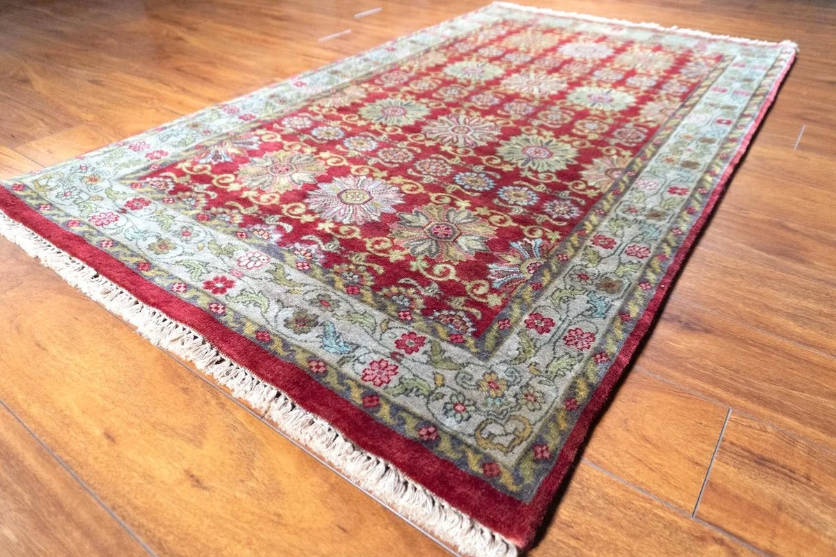 3'1"x5'4" Golden Age, Transitional
