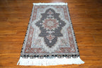 3'3"x5'2" Tabriz, Classic