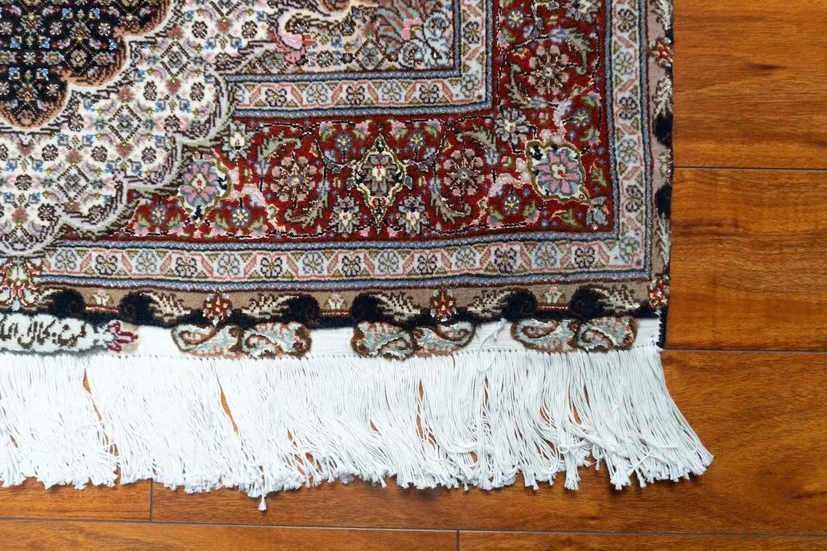 3'3"x5'2" Tabriz, Classic