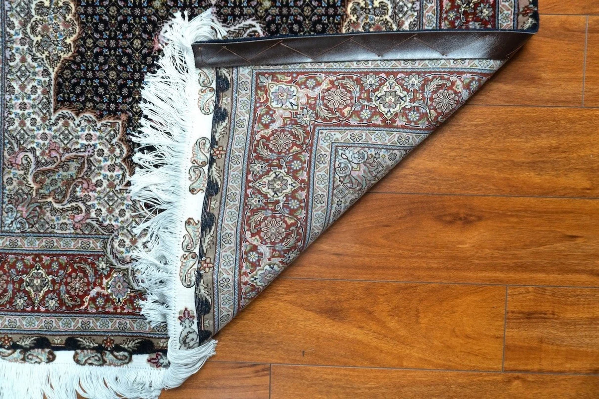 3'3"x5'2" Tabriz, Classic