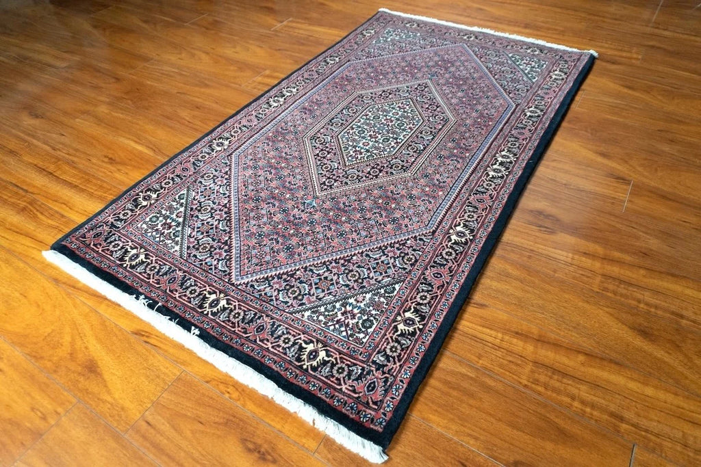 3'x5'2" Bijar, Classic