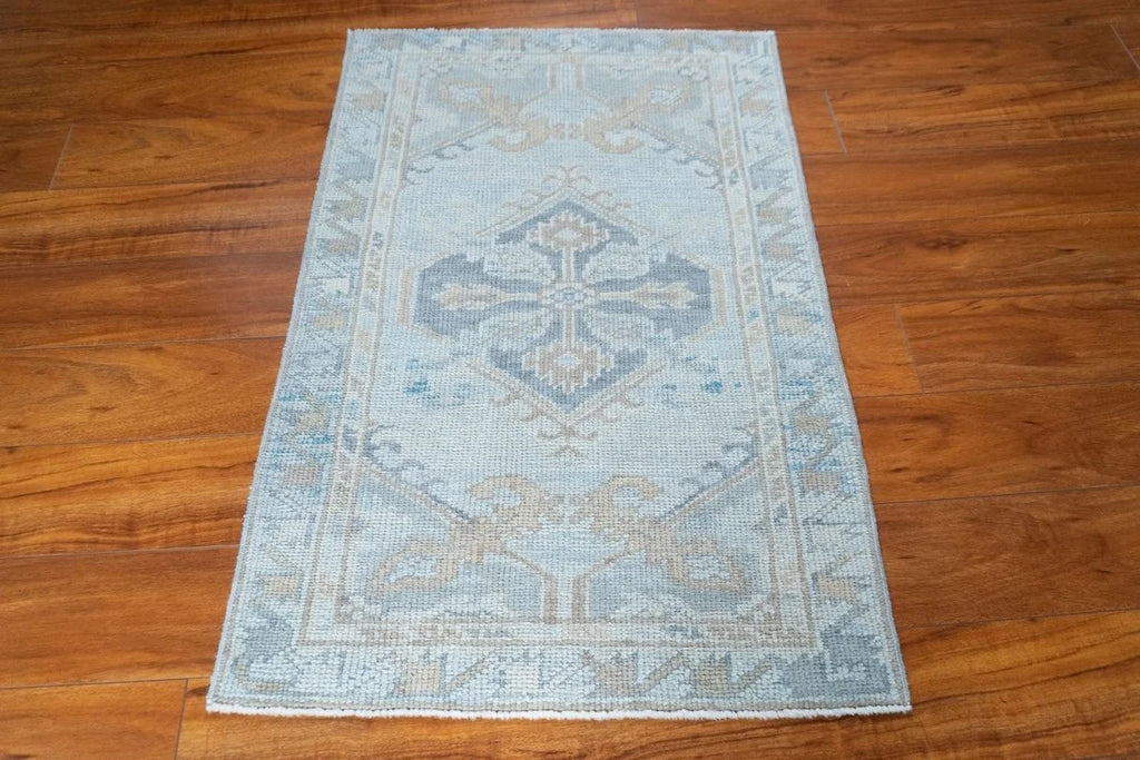 2'5"x3'7" Oushak, Classic