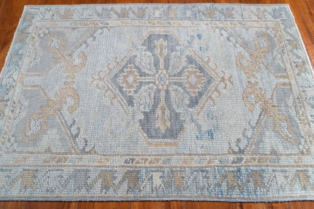 2'5"x3'7" Oushak, Classic