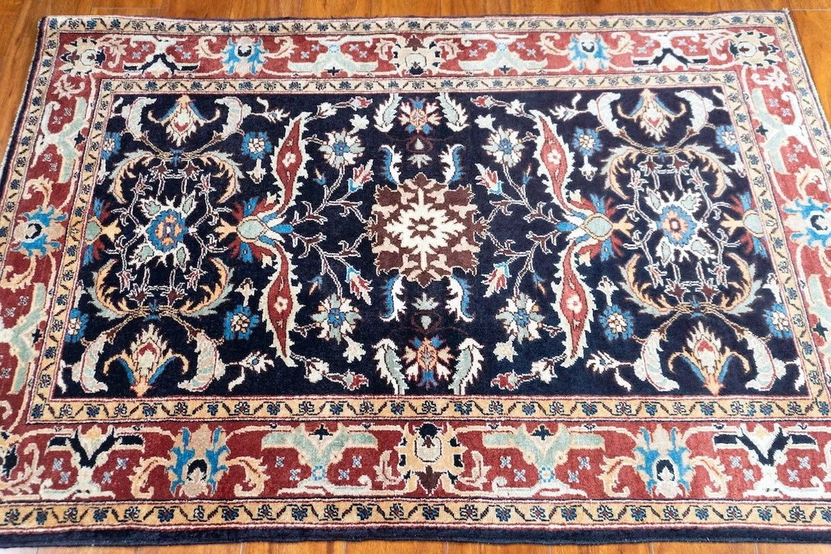 3'3"x4'11" Bijar, Classic