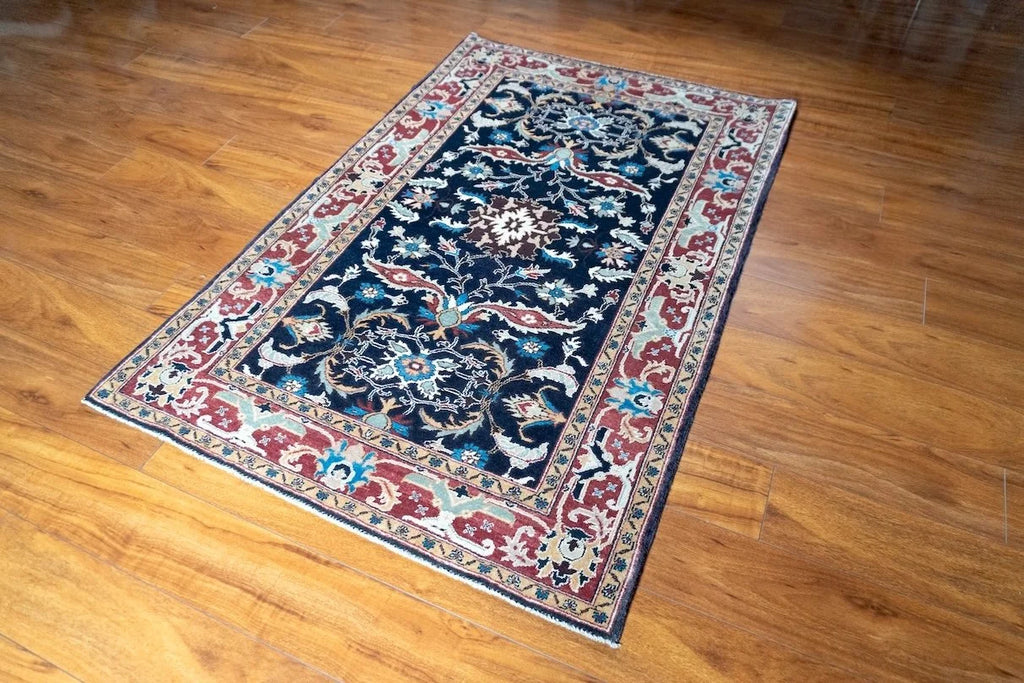3'3"x4'11" Bijar, Classic