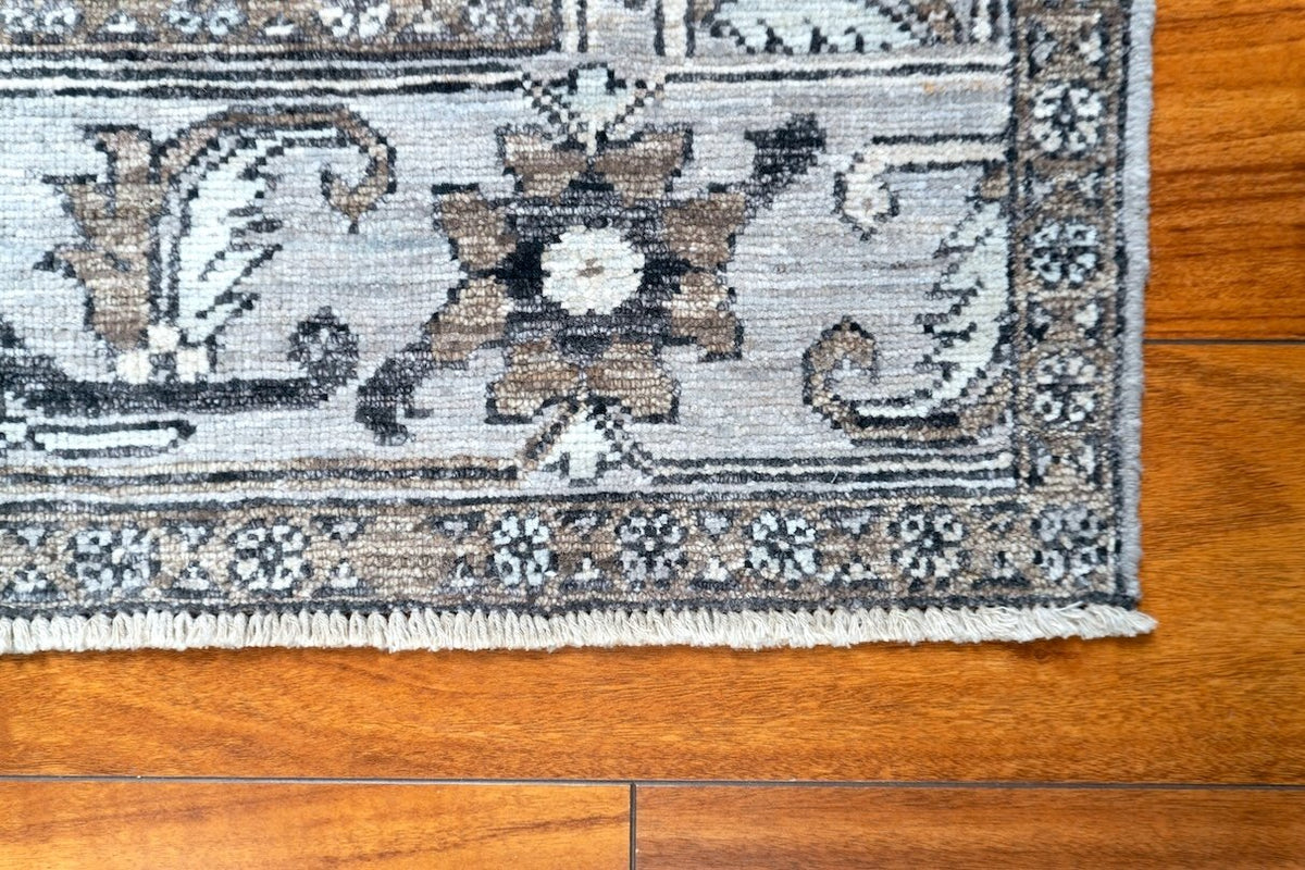 3'x4'11" Serapi, Tribal