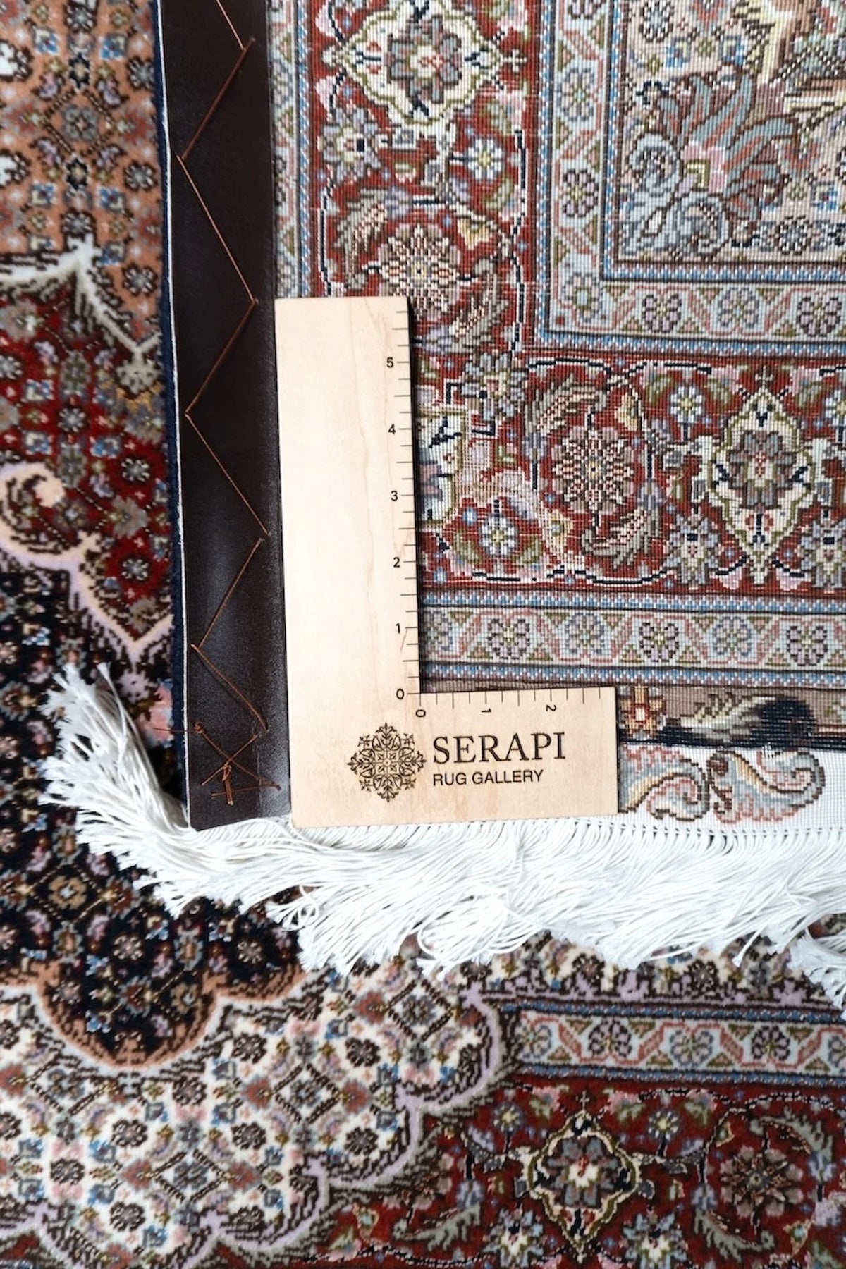 3'5"x5'5" Tabriz, Classic