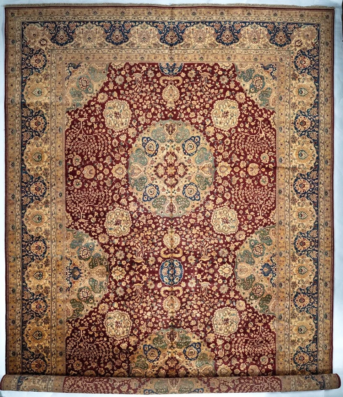 Palace Agra Indian Traditional Rug
