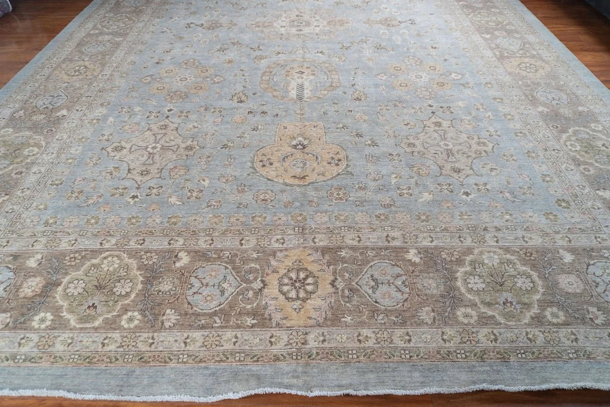 12'x17'8" Sultanabad, Classic