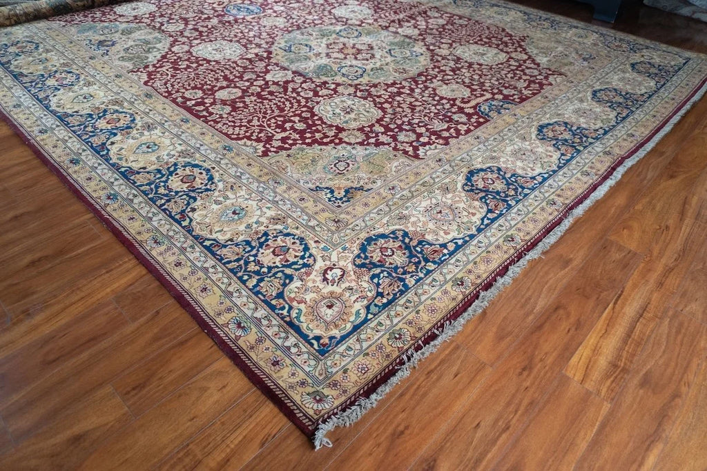 12'4"x19'6" Agra, Classic