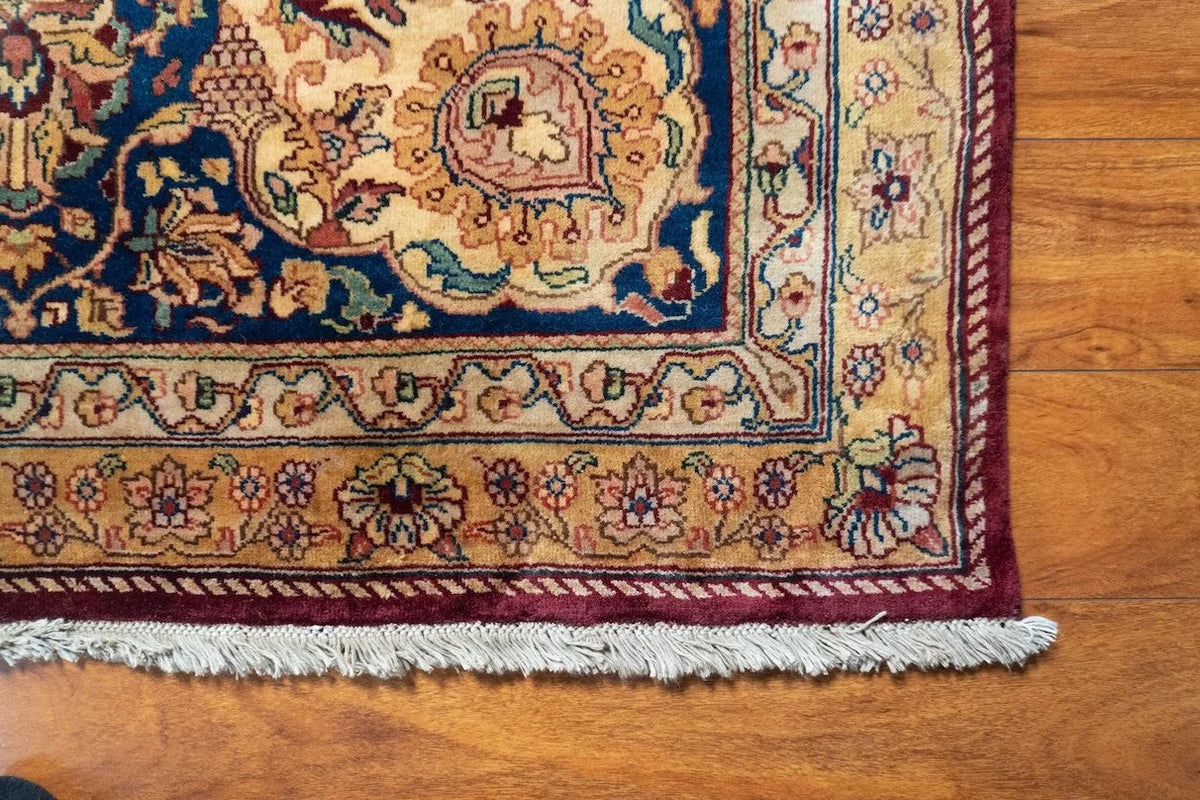 12'4"x19'6" Agra, Classic