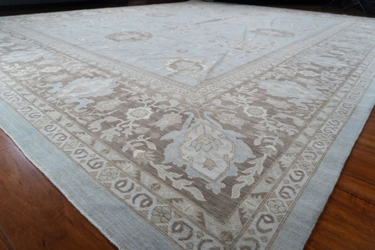 12'x15'4" Sultanabad, Classic